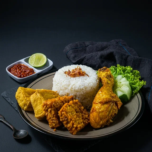 Nasi Ayam Penyet